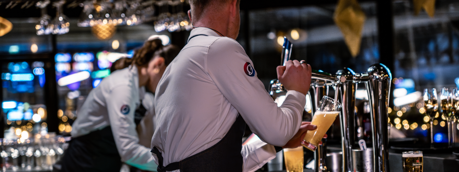 Awesome barkeeper image